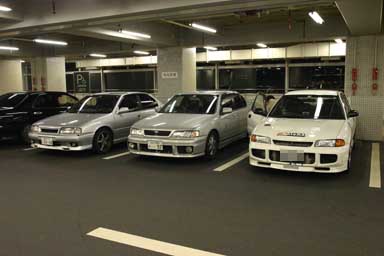 �v���Ԃ�ɏW�܂����Ȃ����̂R��